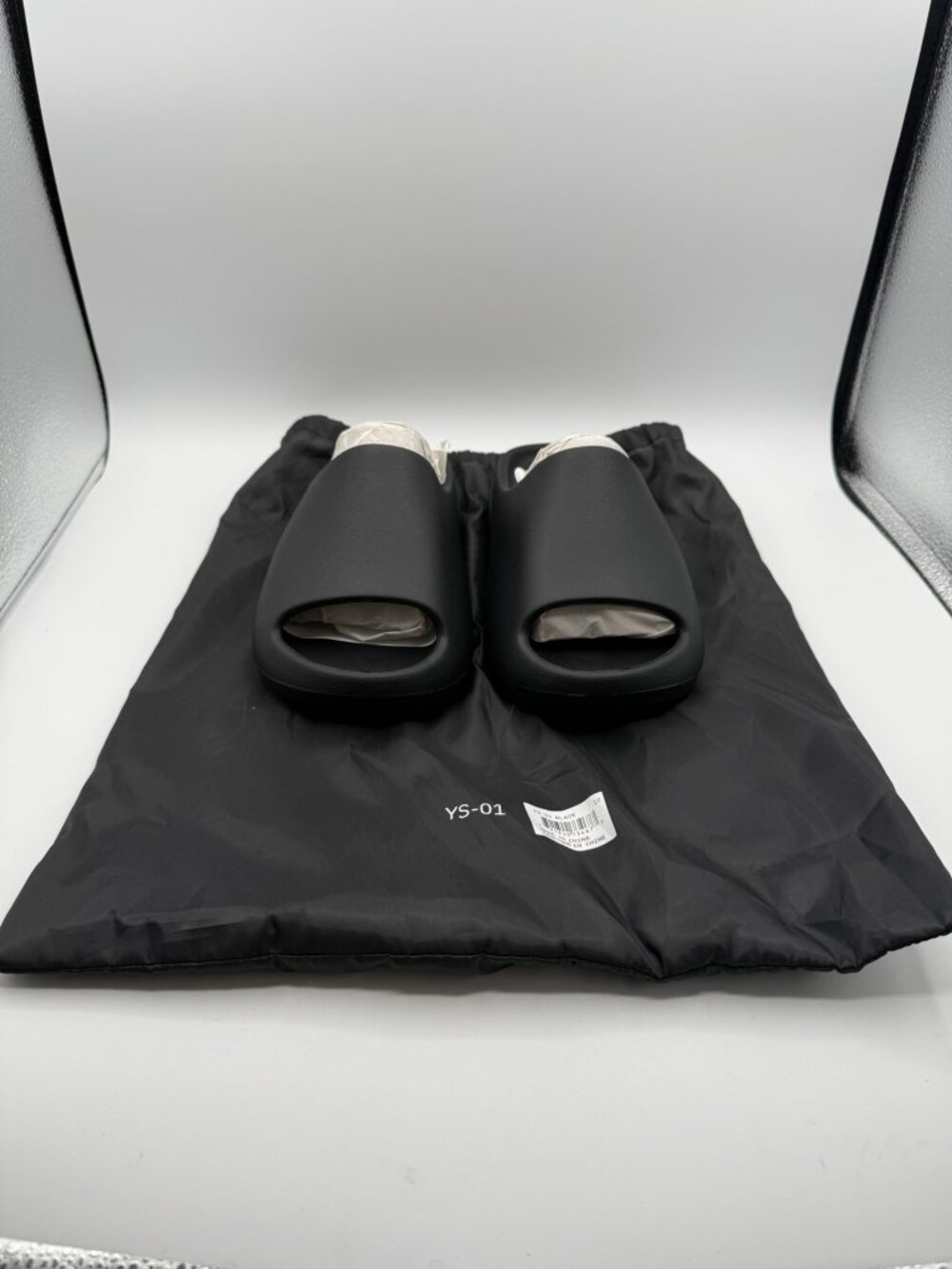 Yeezy Slides Black YS-01 Men’s Size 10